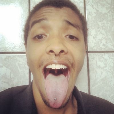 Lindo, gostoso e cheio de tesão.
Instagram: @nyappydevil