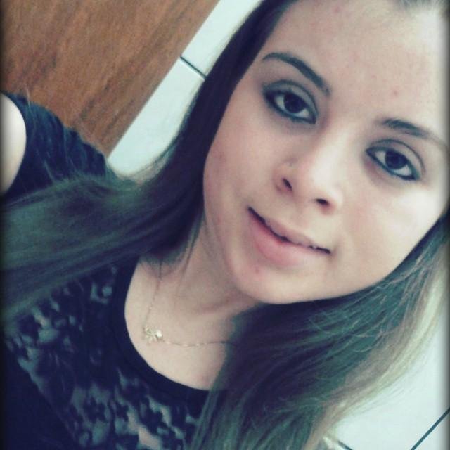 Feliz ou não, a lei da vida é seguir em frente com a cabeça erguida. Jesus Cristo ♥