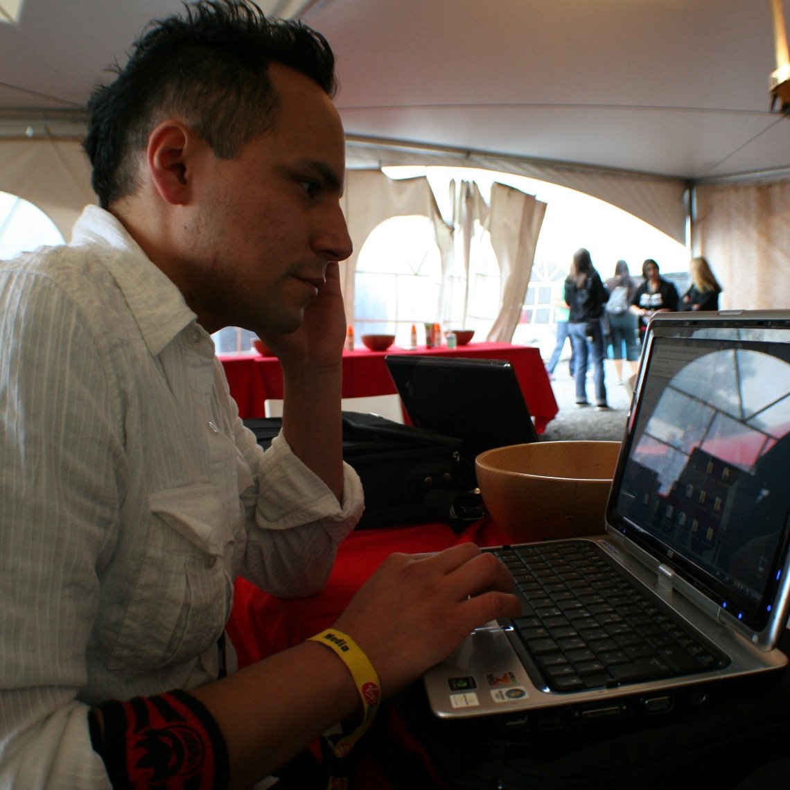 J is a journalist, playwright, music specialist, amateur boxer and on occasion teacher from Montreal, Canada.