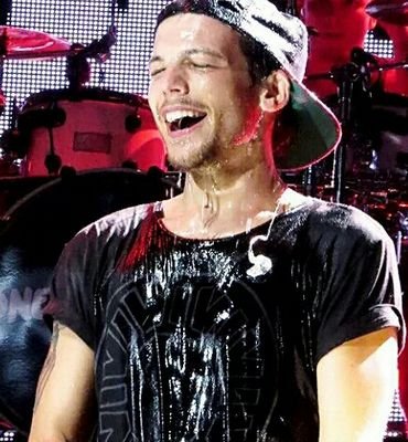Hiiiiiiiii Cute As B*****s Every Single One Of You      RITA ORA IS MY BAE!!   1D ARE MY LIFE!!    5SOS ARE PERFECT!!