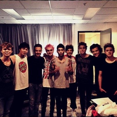 FOLLOW @i5sospunk BECAUSE SHE GAVE YOU A FREE FOLLOW ||5SOS IS LIFE ❤️