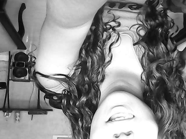 Canto, bailo hop hop Soy Alegre Chistosa, Tambien Soy Buena Gente. Y Soy  Fans De Austin Mahone Y De MALUMA. Los Amo ♥♦♥♦