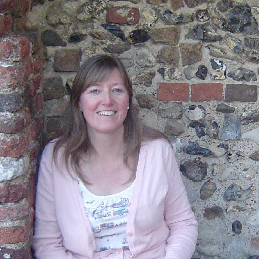 Tourism professional, amateur photographer, Suffolk UK travel blogger. Visit my blog to help you plan days out in Suffolk and beyond 😀