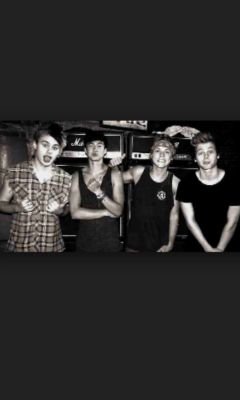 Malcum_Lashton's profile picture. 5 Seconds Of Summer's music is AMAZING