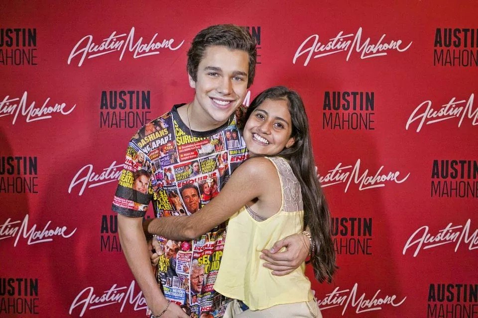 XItzzz's profile picture. Hi! follow me and I follow. love you