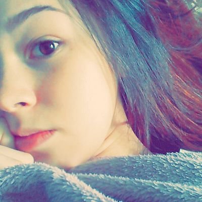Instagram: _menezesmari