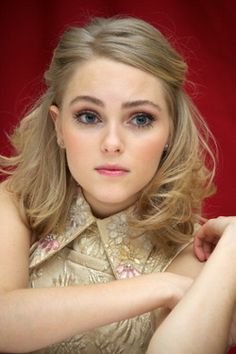 AColdQueen's profile picture. Family never gives up on each other, Anna. Someday I will find you and never let you go. [Single|#OUAT|BI]