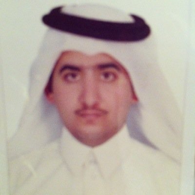 ⚡كل إنسان يمكنه نقش اسمه في المكان الذي يريده...إلا القلوب فإنها لا تقبل النقش فيها إلا لمن نبضت لهم حباً.