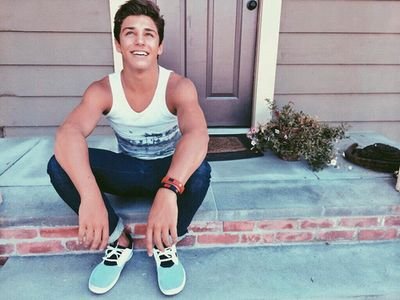 Tanner Zagarino is our baeee  #TeamTZ !