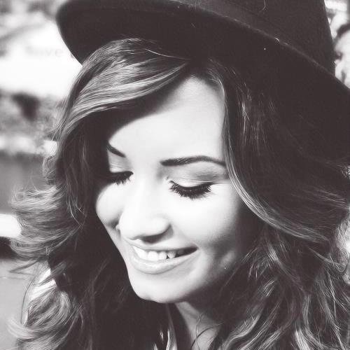 Hopeofdemz_'s profile picture. 