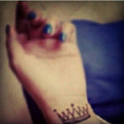 ‏‏‏‏‏‏‏‏اسال عيوني وش تشوف وتعلمك ،          ِ 
ان الفرح من شوفتك ؟ يرتسم لي    ‏