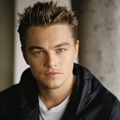 Hayden Phillips / 19 years old / Ex to @RachelJacobsRBS / Son to Brad / I may look all sweet and innocent but I have a dark side...A very dark side.... (RP)