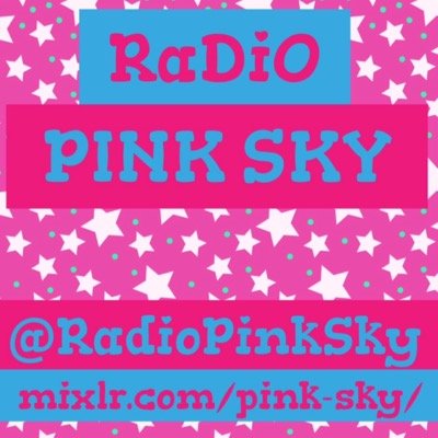 Nos Pueden escuchar los Viernes 18hs por http://t.co/rYmWqGCVgN ! Vamos a pasar la musica, e intetamos entrevistar a los famosos que ustedes pidan!