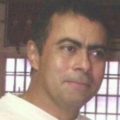 Profesor jubilado de LUZ