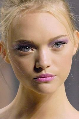 toleriert's profile picture. I wanna date someone twice my age, married and full of drama