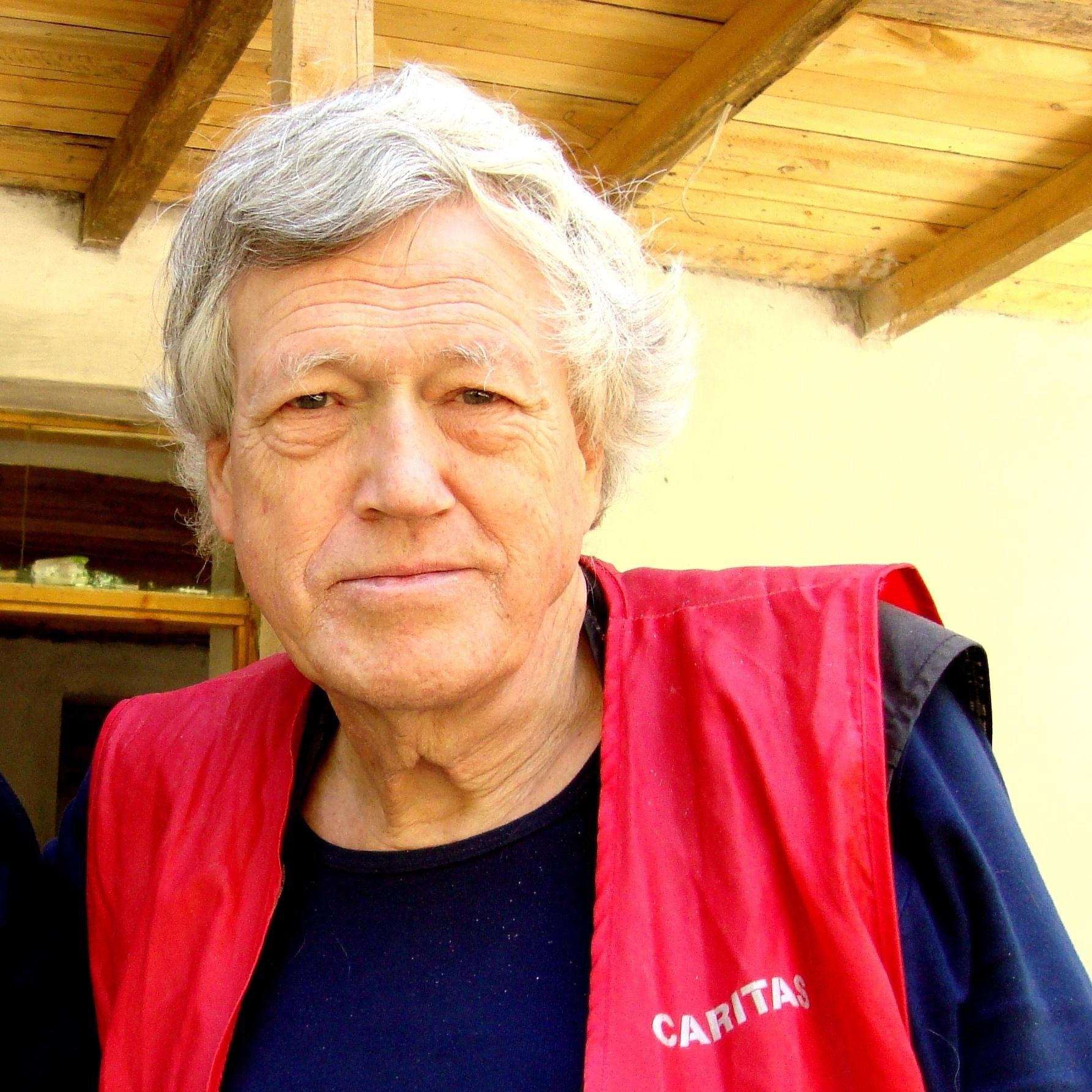 René Edward Knupfer-Müller, MSc ETH Arch –
UNHCR Shelter Expert / Program Manager
* May 6, 1944

Experience : 
Engineering in Emergencies (Shelter, WatSan)