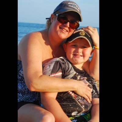 lynniep13's profile picture. 