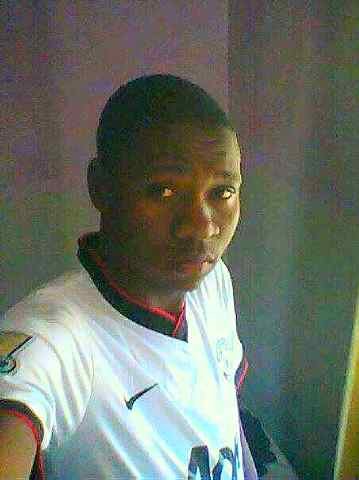 sadiqmoha007's profile picture. I'm me, cool, gentle, easy to get along, never accept defeat, yea that's me sadiq