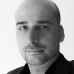 Professional marketeer passionate about advertising, digital marketing and photography/filmmaking