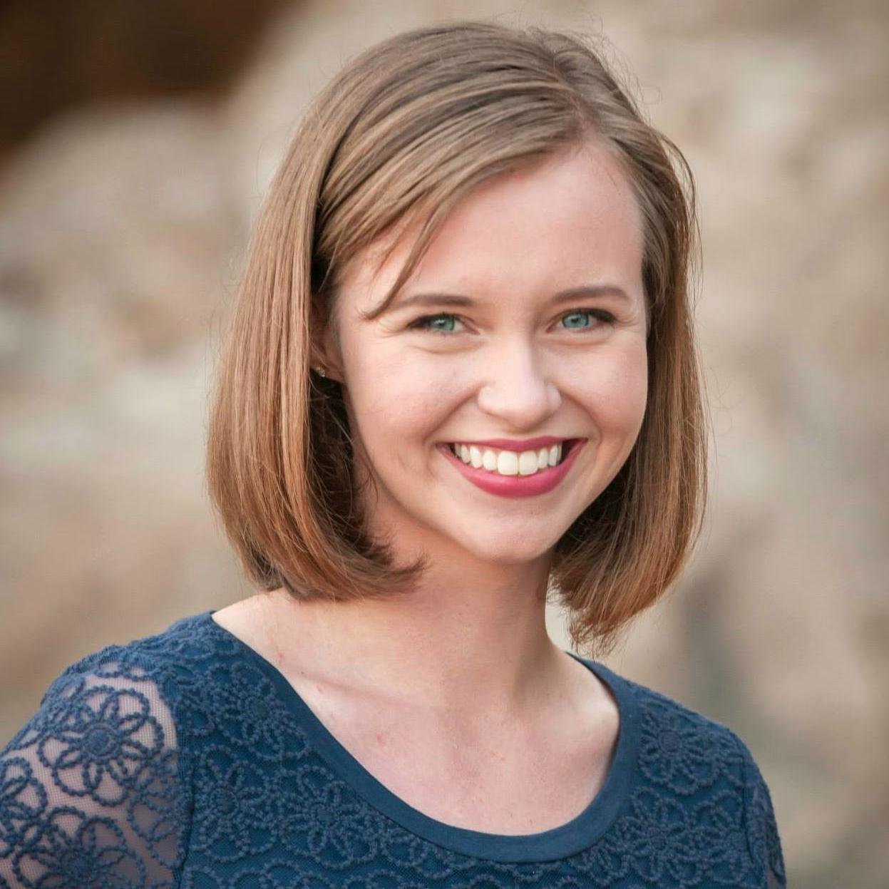 @SyracuseU Policy Studies '14 Grad. Lover of @StarWars, penguins, and improving undergraduate education.