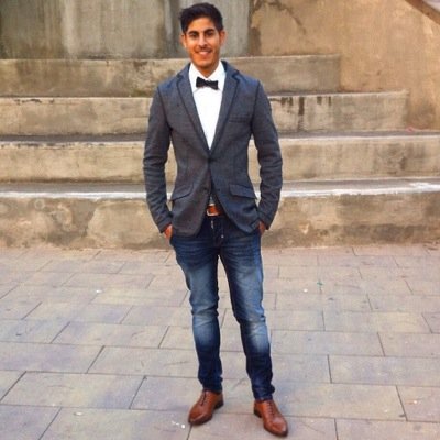 Fisioterapeuta y readaptador del futbol base del Real Club Deportivo Español. Especializado en Fisioterapia deportiva.