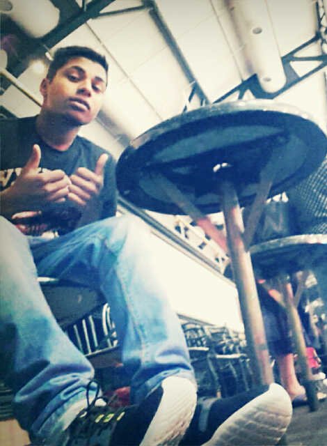 IG-maxcellmarkus9. Football stoner'