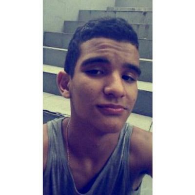 boydirectioner com orgulho.                                            

2 meses com ela. #LN ♥♥