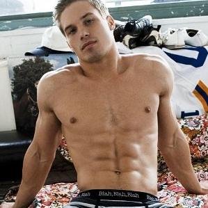 Just_komarac's profile picture. 