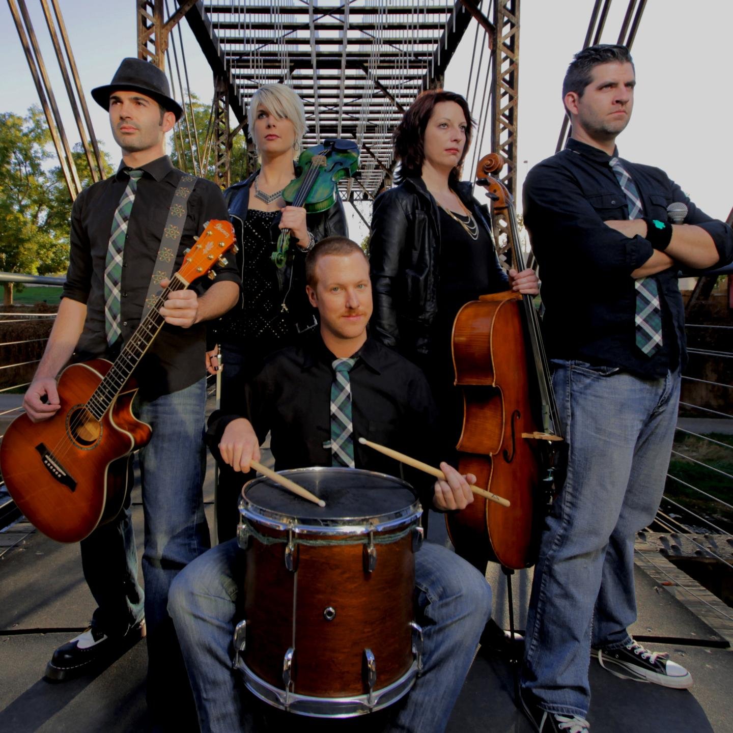 Colorado's Premier Irish Speedfolk band. Cello included!
