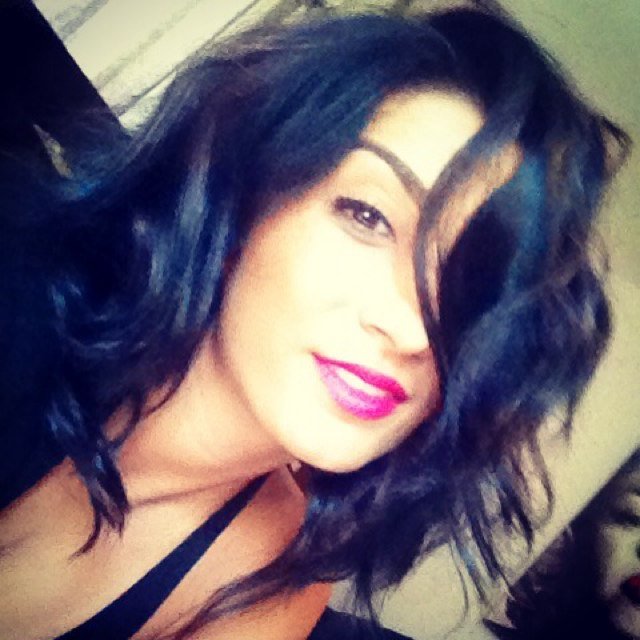 essataymarie's profile picture. 