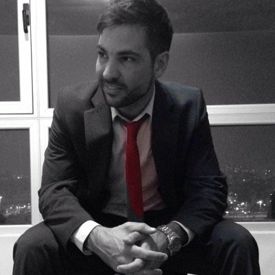 Periodista, lic y prof en Com. Basquetbolista, PAS, Comercial, Incorformista y del Rojo. Quiero conquistar al mundo con Pinky y Cerebro. instagram: @maurodurand
