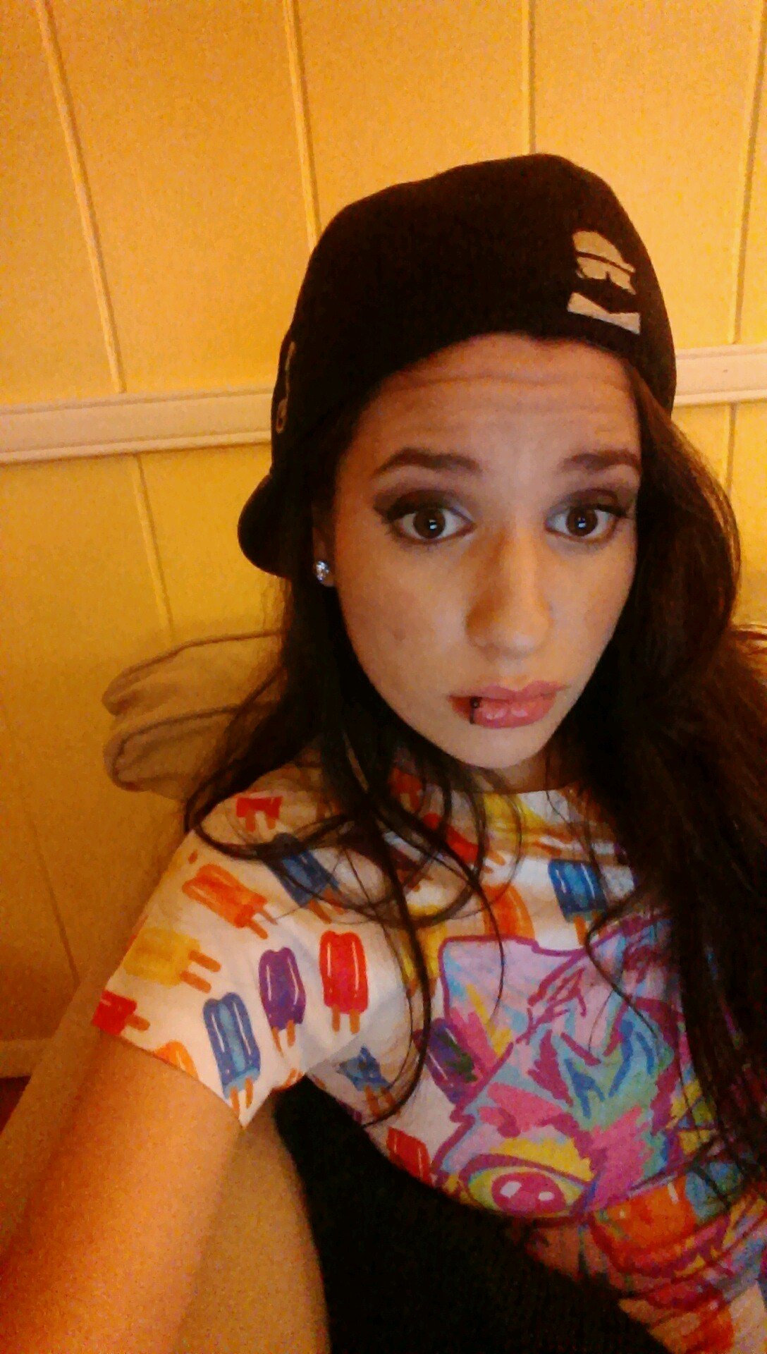 promoter for @BADASSRAVES, semi-professional dancer/muse, lover of all life, amazing vegan chef