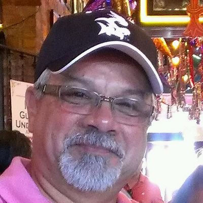 Married with children (3 daughters), avid reader. Manchester United, San Antonio Spurs, and Houston Texans, Houston Astros