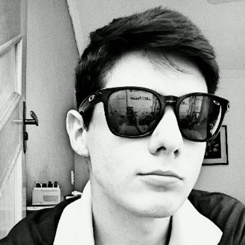 Alekmuraro's profile picture. May the be ever in your favor.