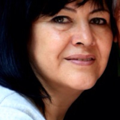 Diseñadora de profesión, fotógrafa por pasión.