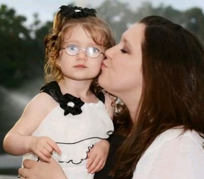 27 yrs old, married close to 4.5 years to my husband Tim, mom of two, Leah (2.5yrs) and Michael (8 months). Run a home daycare