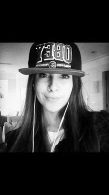 ~ Fernanda Borgess  // 16 years old ❤️ // Goiânia - Goiás ❤️ // PT ❤️// Belieber ❤️ // Namorando ❤️ // Família ❤️ // Amiigos ❤️ // Comida ❤️.
