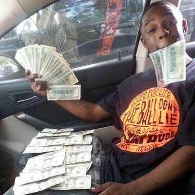 Ima young rapper from Fort.Laudetdale florida my name is marvin butler Im 18 years old tryna make it out my nick name hype ima solo rapper sometimes i features