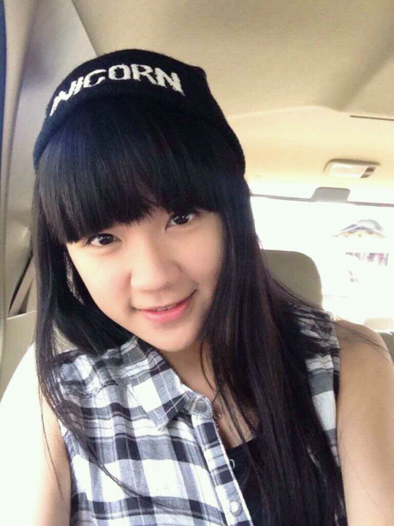 gulla manis ya hanya saya. panggil aja sayang biar dikira gak jones jones amat.
