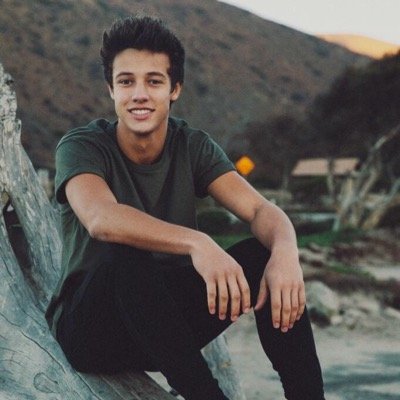 cameron's smile is my drug♡