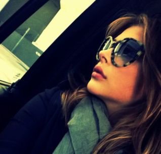 Hey, I'm Chloe (: [Single|RP/FL]