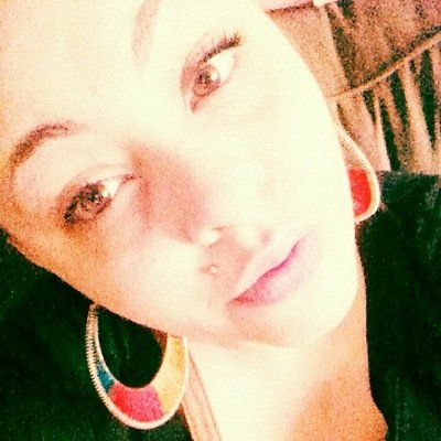#grown #motherof2 #heels #badbitch #modeltype #Teamlightskins