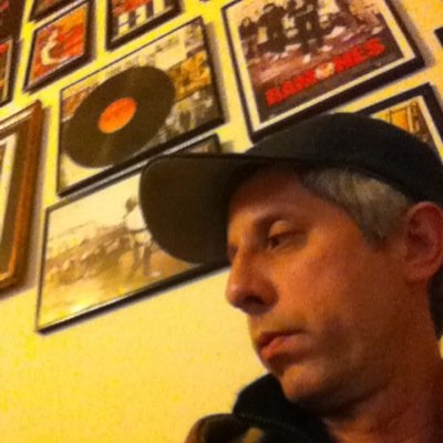 adpmotta's profile picture. 