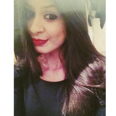 Sou o que quero ser pois possuo apenas uma vida e nela só uma chance de fazer o que eu quero. - Clarice Lispector.