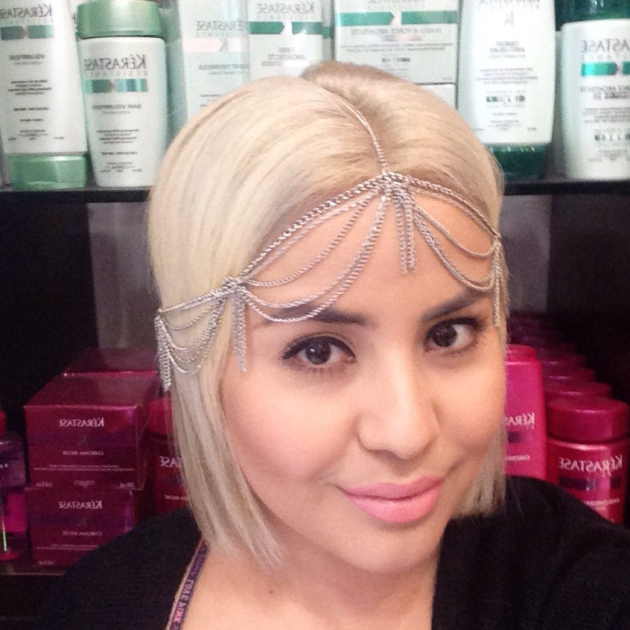 I'm dope. ✌read about me  •Freelance #hairdresser & #makeupartist #Herablife Distributor & #weightlosscoach let me help you be a more faboulous you - One❤