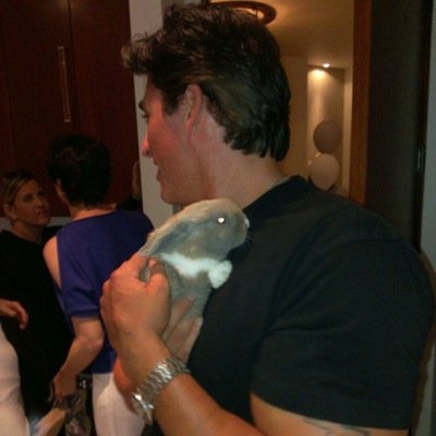 jwarycha's profile picture. I'm trying to think but nothing's happening.