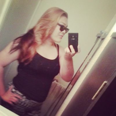 name: leyanna taum

I just love hanging out with new people and making new friends. I'm from oahu, HI.