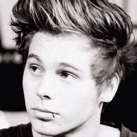 love you millions @Luke5SOS
