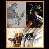 dekylalagoq's profile picture. Mom, educator, southern soul searching for all that is beautiful in life while hoping to change the world,