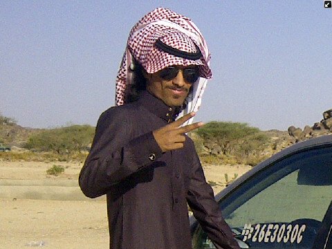 ي زمآني لاححزآم إلا حزآمي